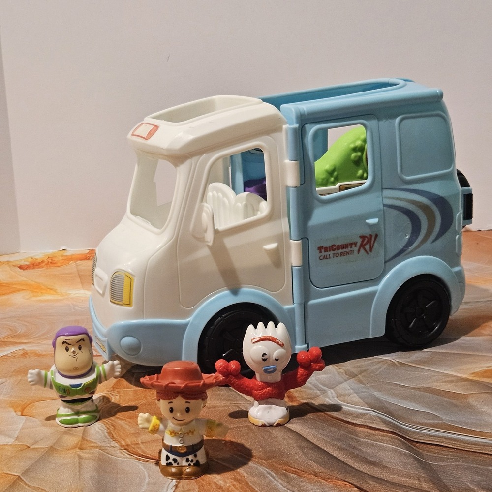 Fisher Price Little People Toy Story 4 Jessie's Campground Adventure RV Set